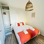 Proche Universite Апартаменты Кан